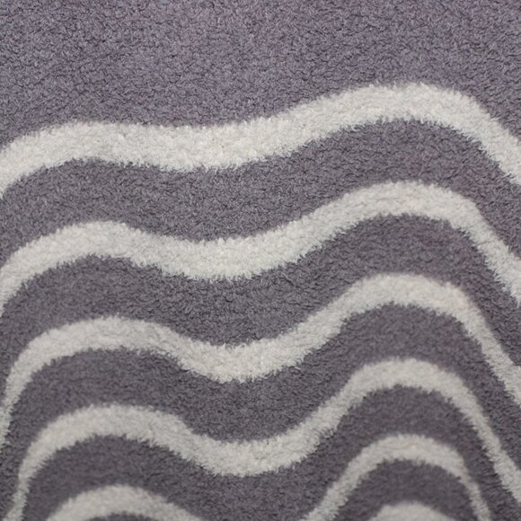 Chicsoul.com XL Womens Sweater Button Accents Fuzzy Warm Gray and Cream EUC - Picture 3 of 5